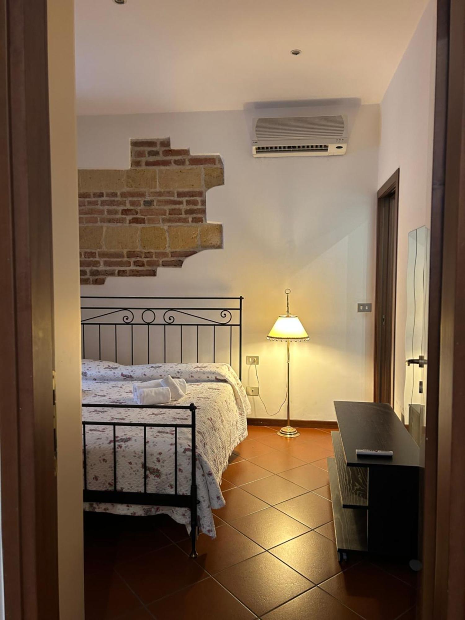 Residenza Della Samaritana Classici เวโรนา ภายนอก รูปภาพ